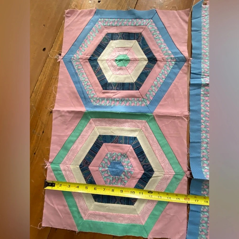 Colorful‎ Quilted Fabric Pieces Quilt Scraps